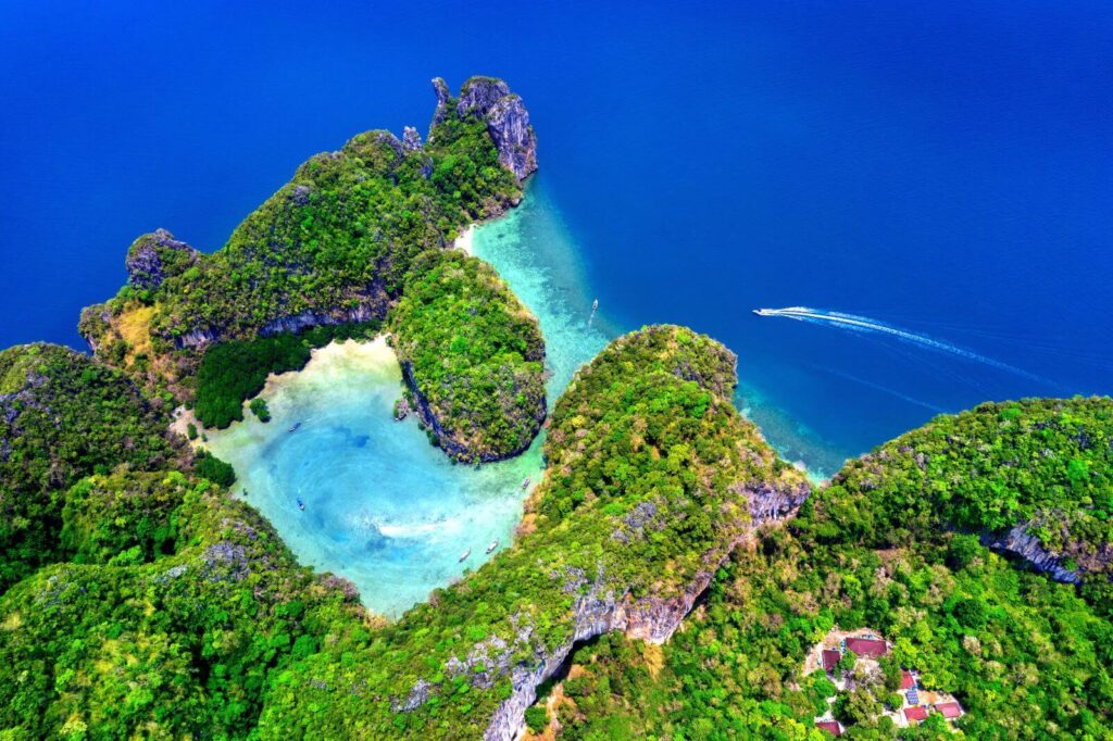 Best Tours and Day Trips Packages. Andaman Pass is a Best Tour Company in Phuket Krabi and Phang Nga providing boat tours, day trips and private tours to the top attractions throughout Andaman Sea and Islands.