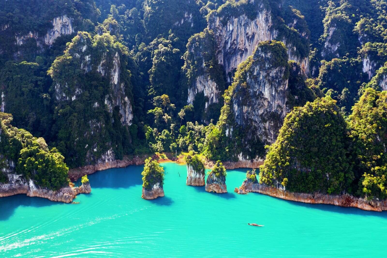 aerial-view-beautiful-mountains-ratchaprapha-dam-khao-sok-national-park-surat-thani-province-thailand