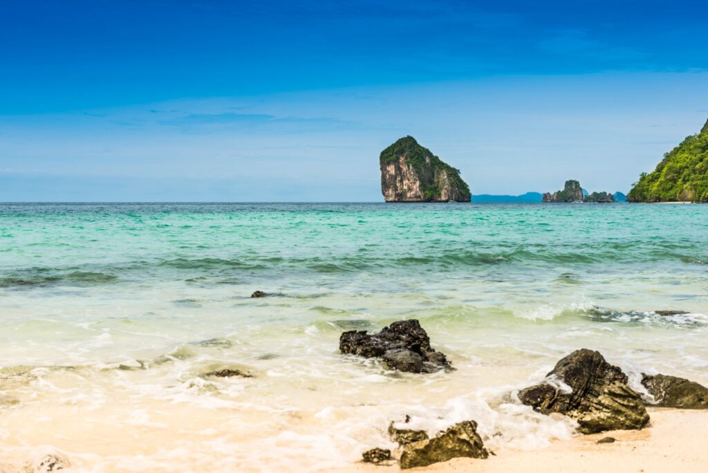 rocks-beach-tropical-sea-talay-waek-krabi