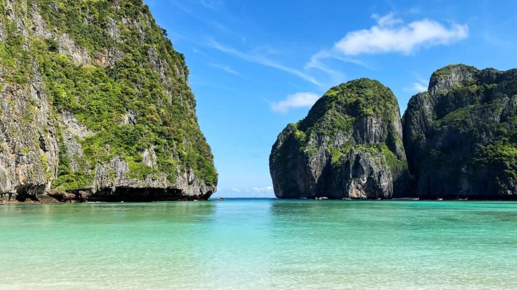 Best Tours and Day Trips Packages. Andaman Pass is a Best Tour Company in Phuket Krabi and Phang Nga providing boat tours, day trips and private tours to the top attractions throughout Andaman Sea and Islands.