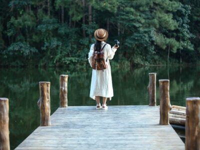 female-tourists-who-are-taking-photos-forest-atmosphere