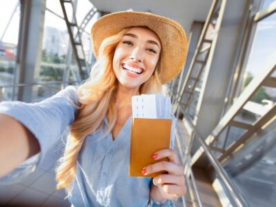 beautiful-woman-solo-traveler-selfie-airport-thailand