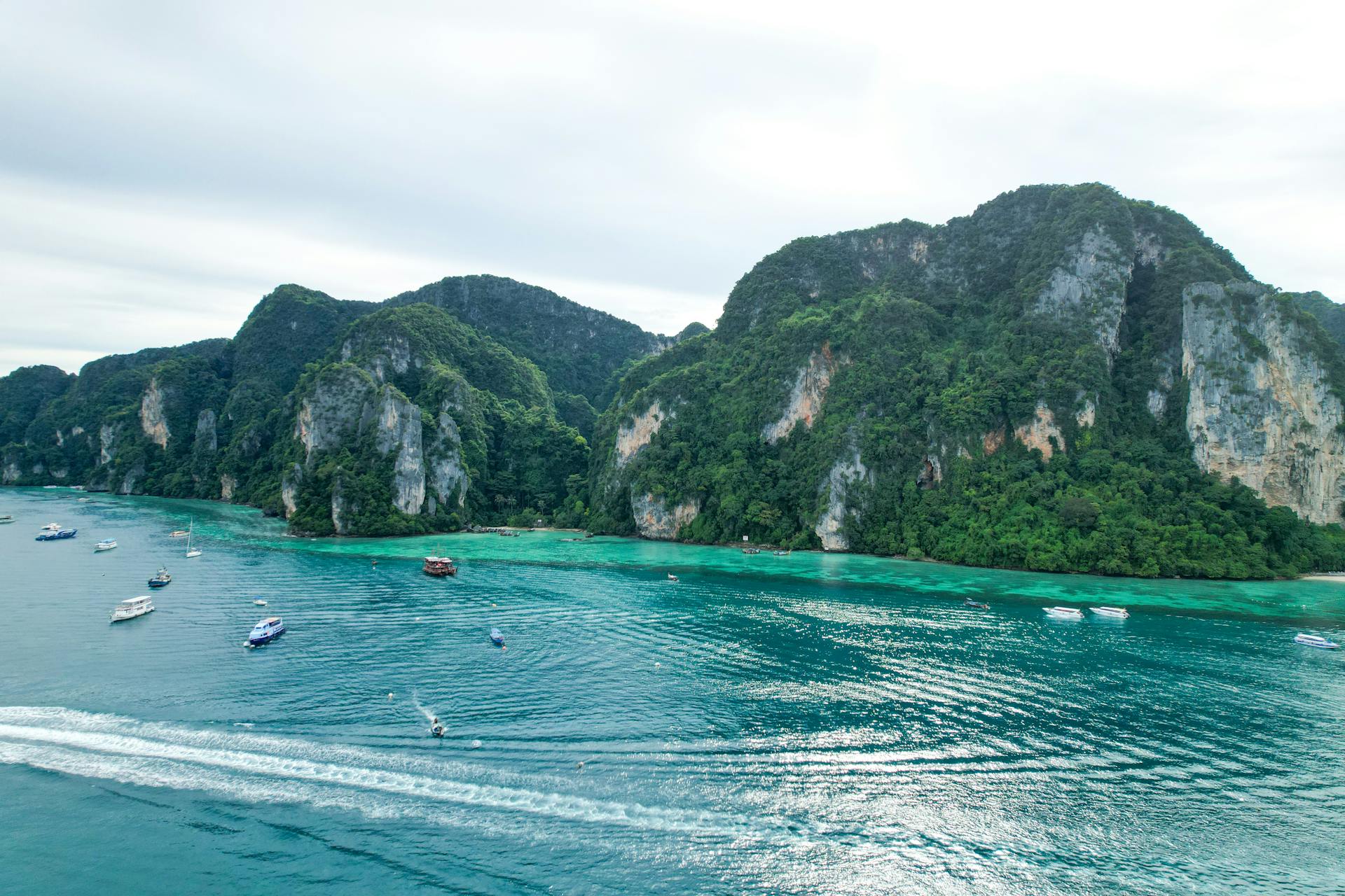 Phi-Phi-Islands-Snorkeling-Top-Rated-Tour-with-Buffet