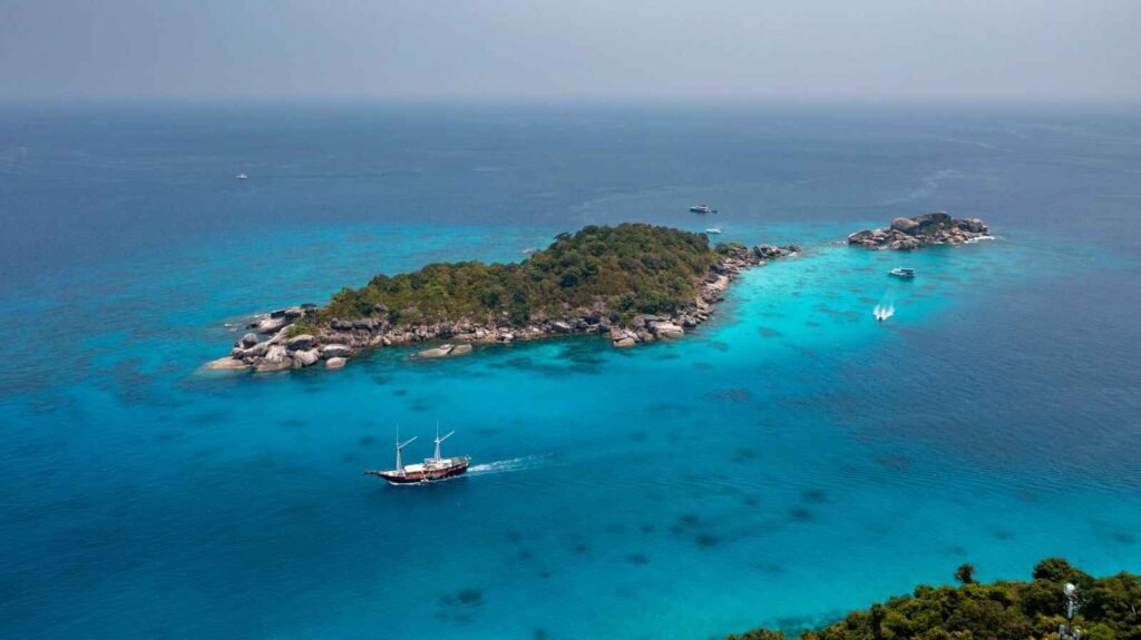 Similan-Islands-Early-Bird-Day-Trip-Phuket-Thailand