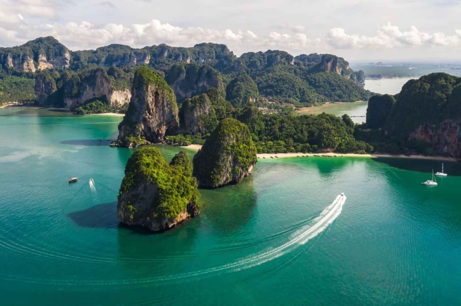 Krabi-Hong-Island-Tour-Experience-Private-Long-tail-Boat-Tour-Phuket