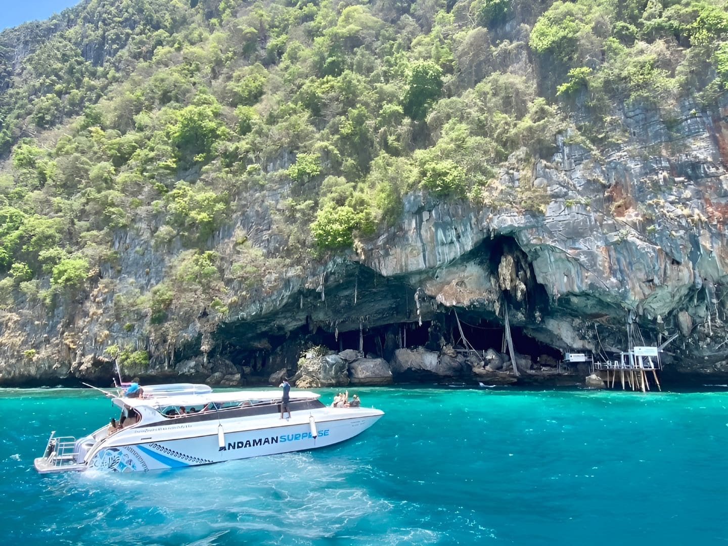 Luxury Phuket Day Trip to Phi Phi & Bamboo Islands by Catamaran Boat Tours